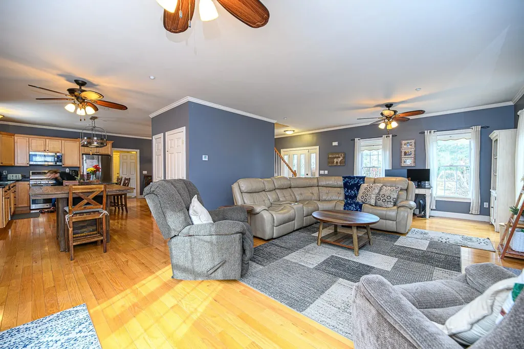 60 Contoocook Lane Peterborough NH 03458