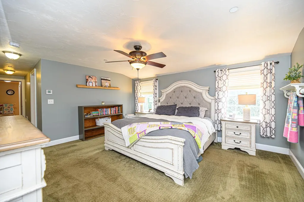60 Contoocook Lane Peterborough NH 03458