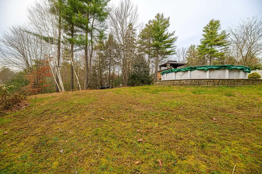 60 Contoocook Lane Peterborough NH 03458