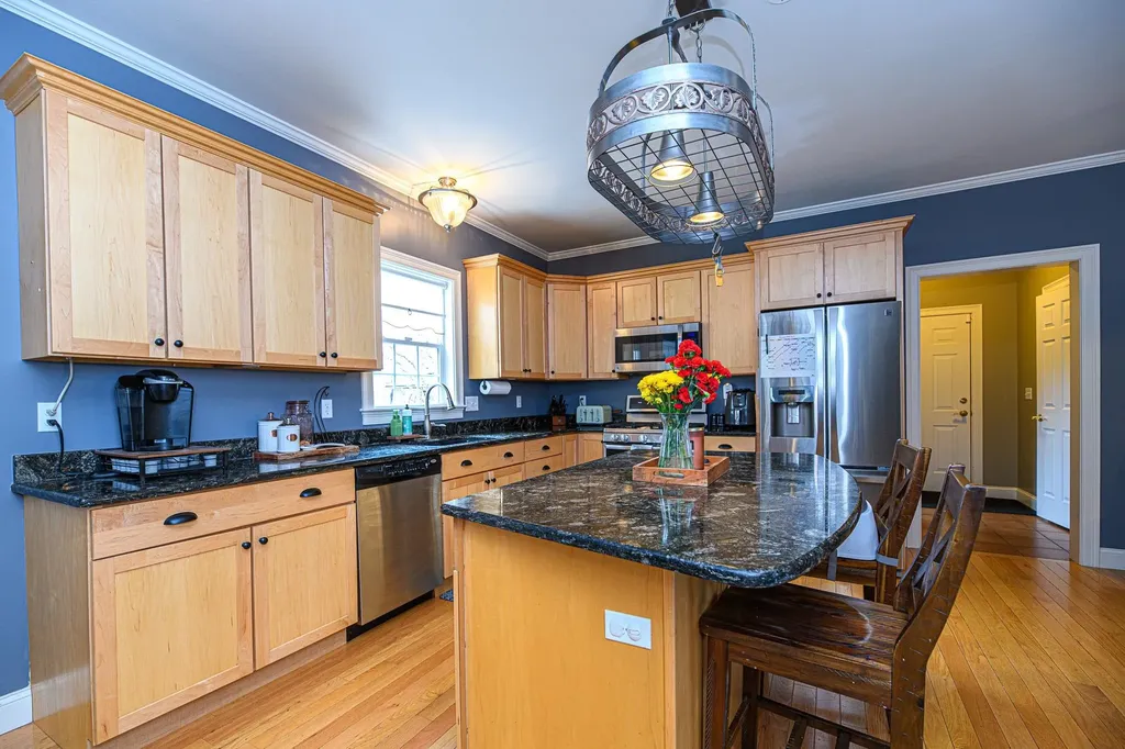 60 Contoocook Lane Peterborough NH 03458