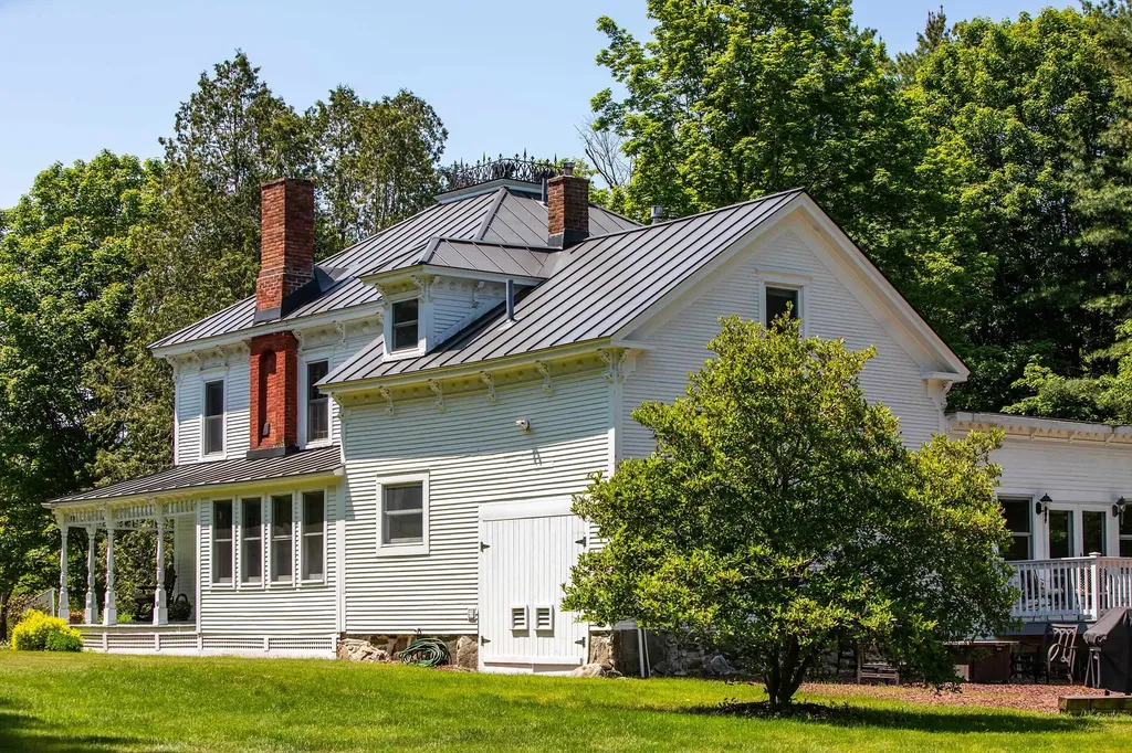 20 Buxton Avenue Middletown Springs VT 05757