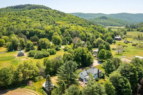 20 Buxton Avenue Middletown Springs VT 05757