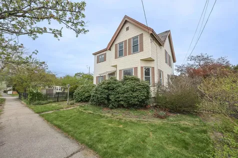 219 Mammoth Road Manchester NH 03109