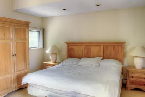 52 South Shore Road Chesterfield NH 03462