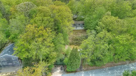52 South Shore Road Chesterfield NH 03462