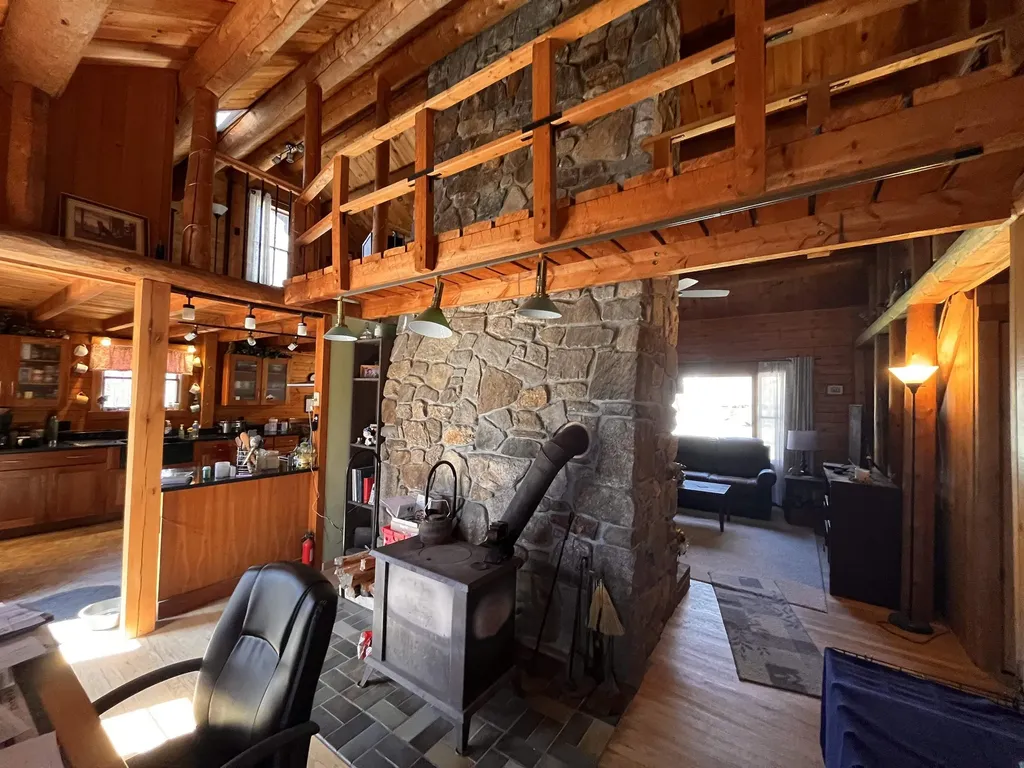 44 Monument Road Richmond NH 03470