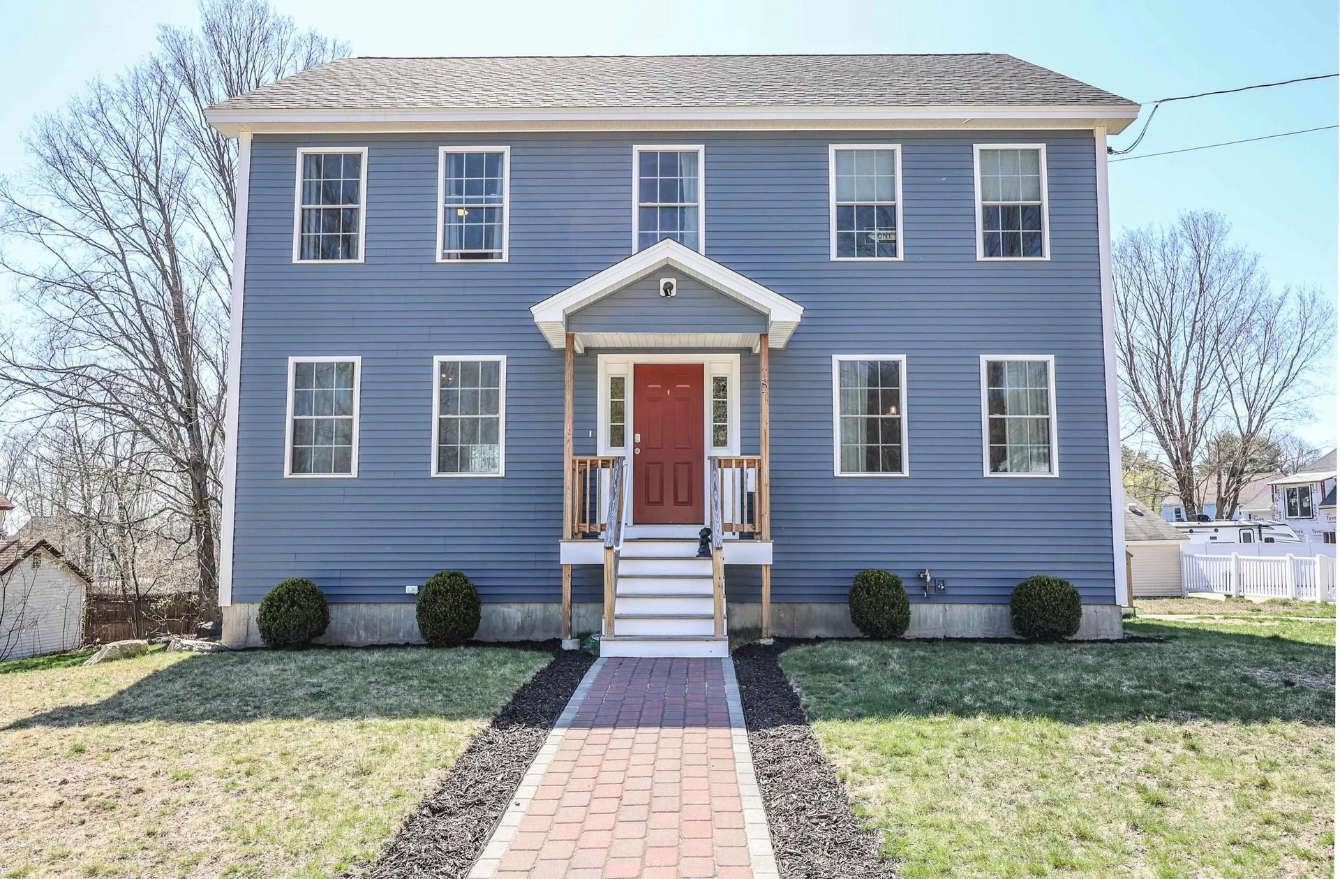 5 Turnpike Street Pembroke NH 03275