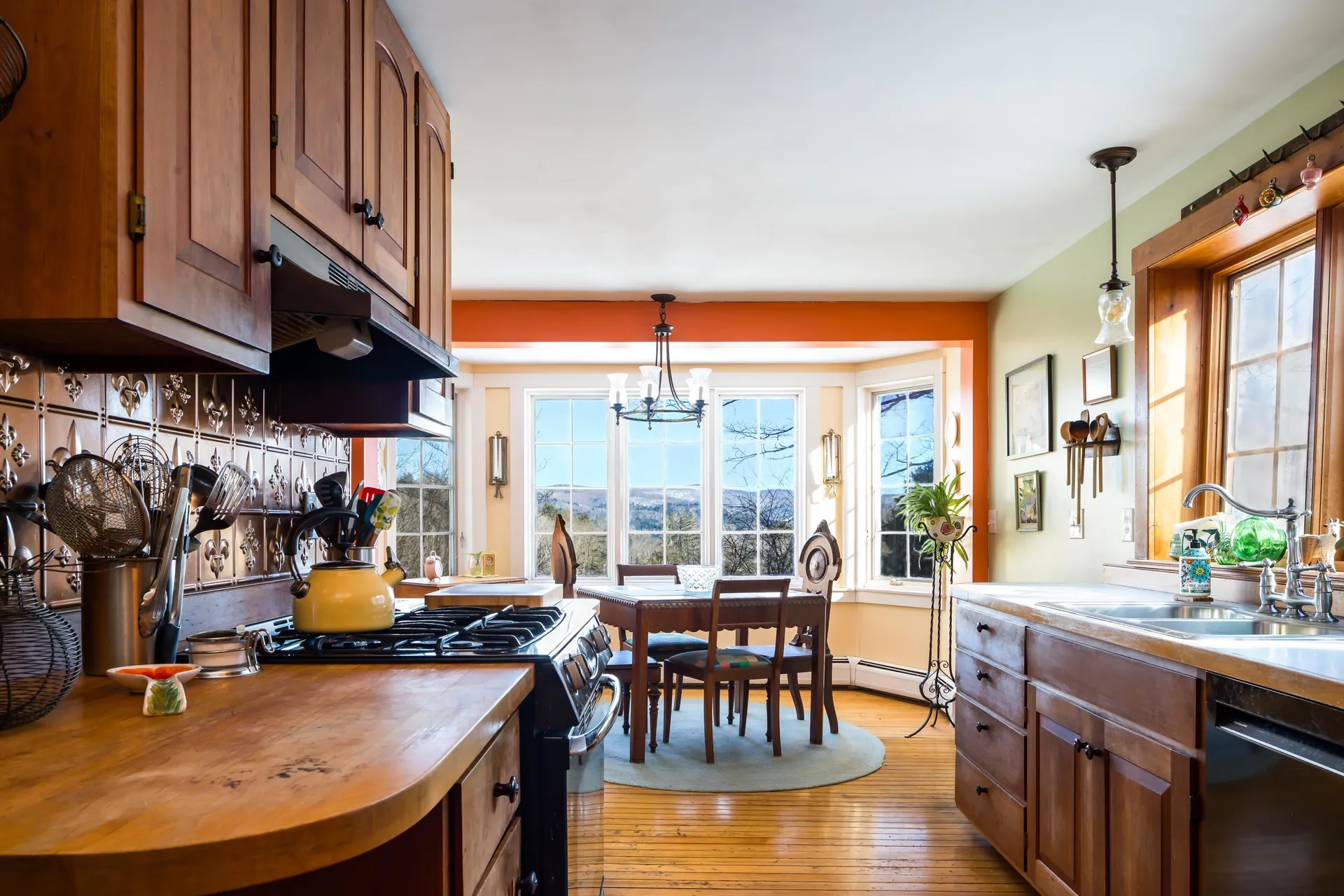 51 Hook Road Chelsea VT 05038