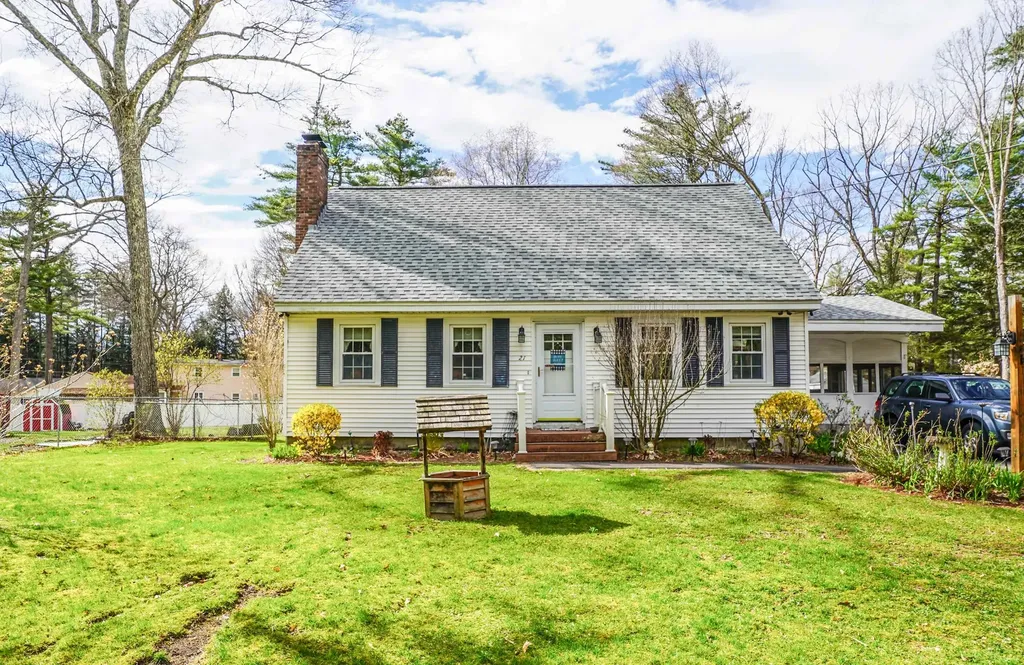 21 Vista Way Merrimack NH 03054