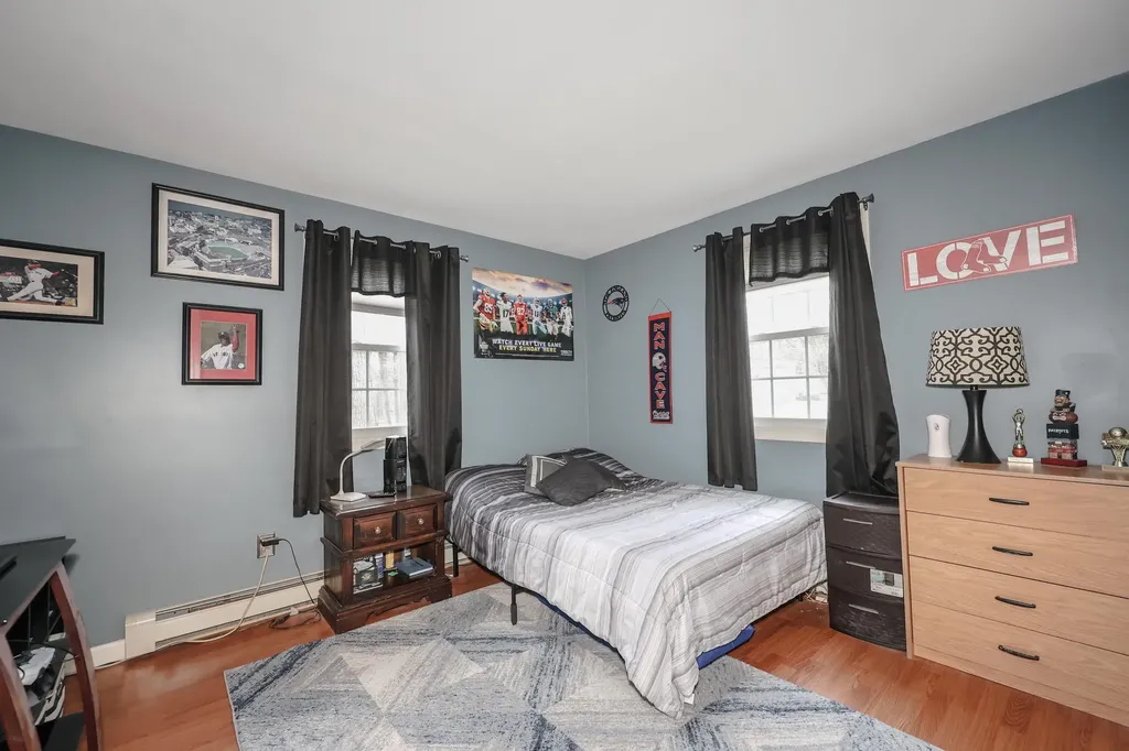 21 Vista Way Merrimack NH 03054