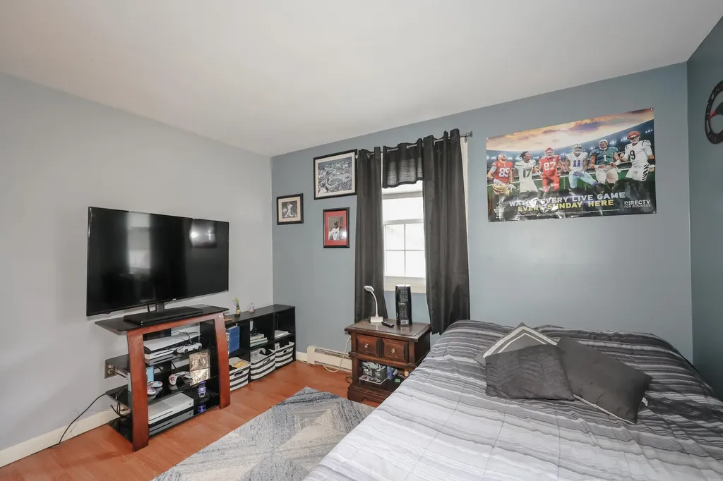 21 Vista Way Merrimack NH 03054