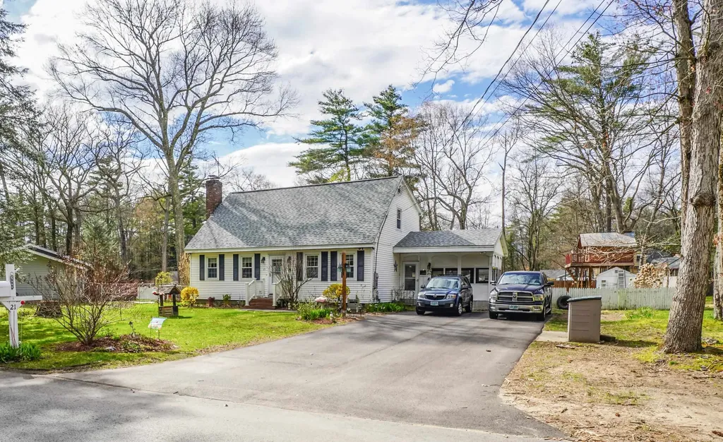 21 Vista Way Merrimack NH 03054