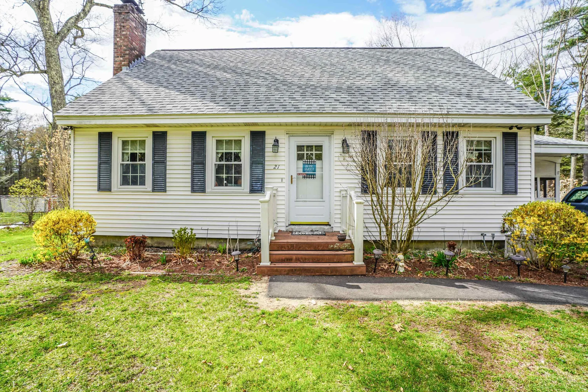 21 Vista Way Merrimack NH 03054