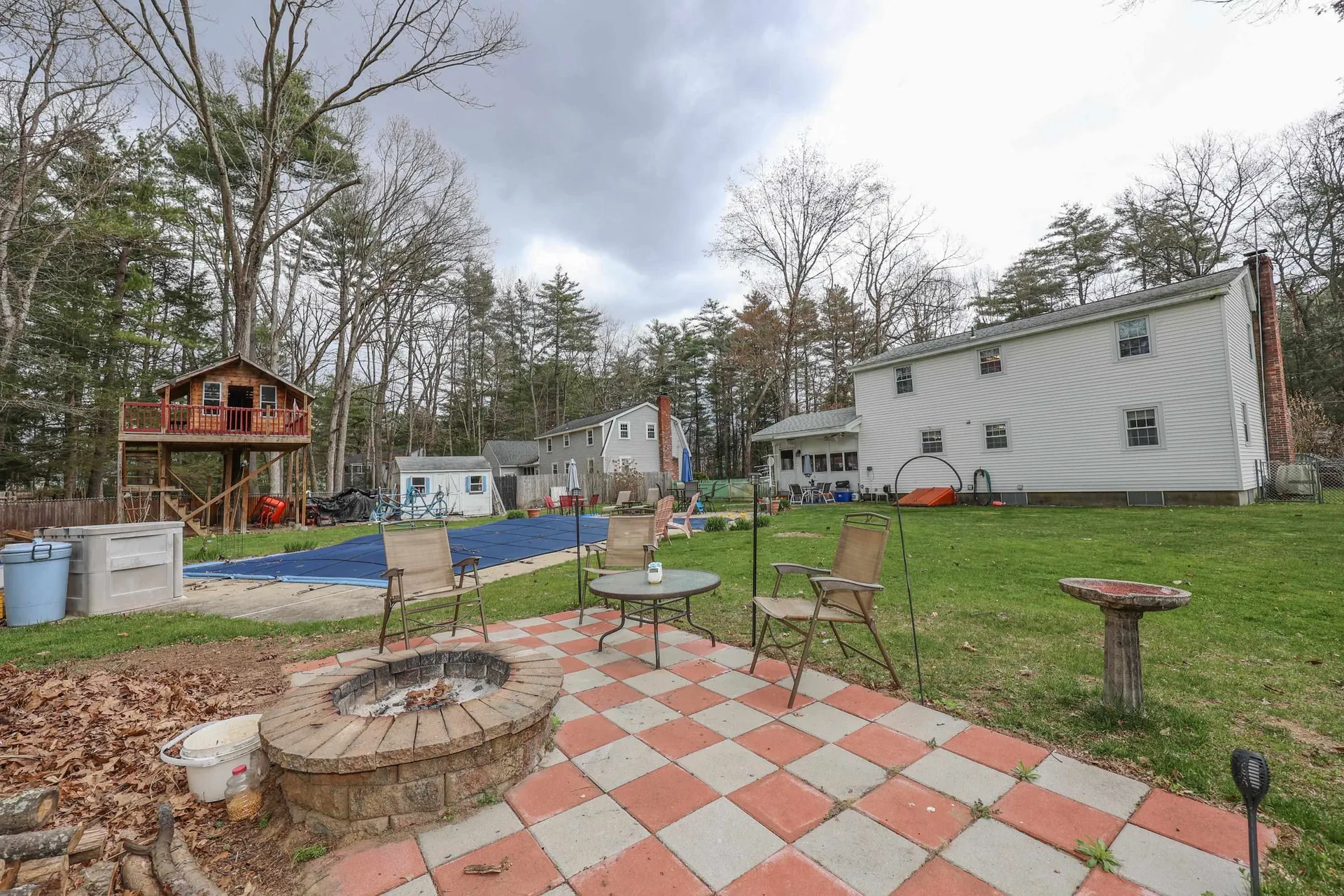 21 Vista Way Merrimack NH 03054