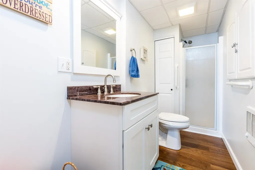17 Bayshore Drive Sanbornton NH 03269
