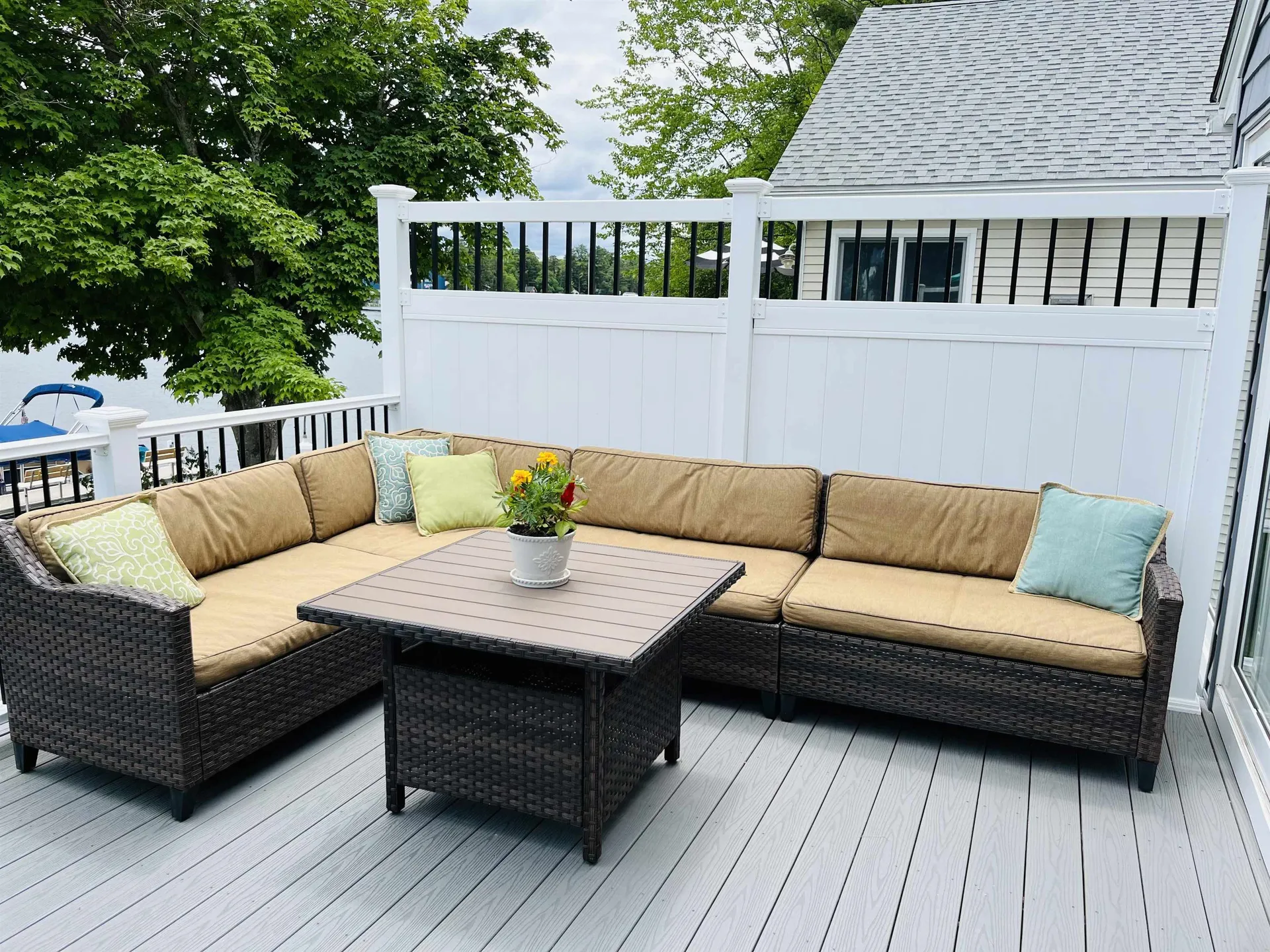 17 Bayshore Drive Sanbornton NH 03269