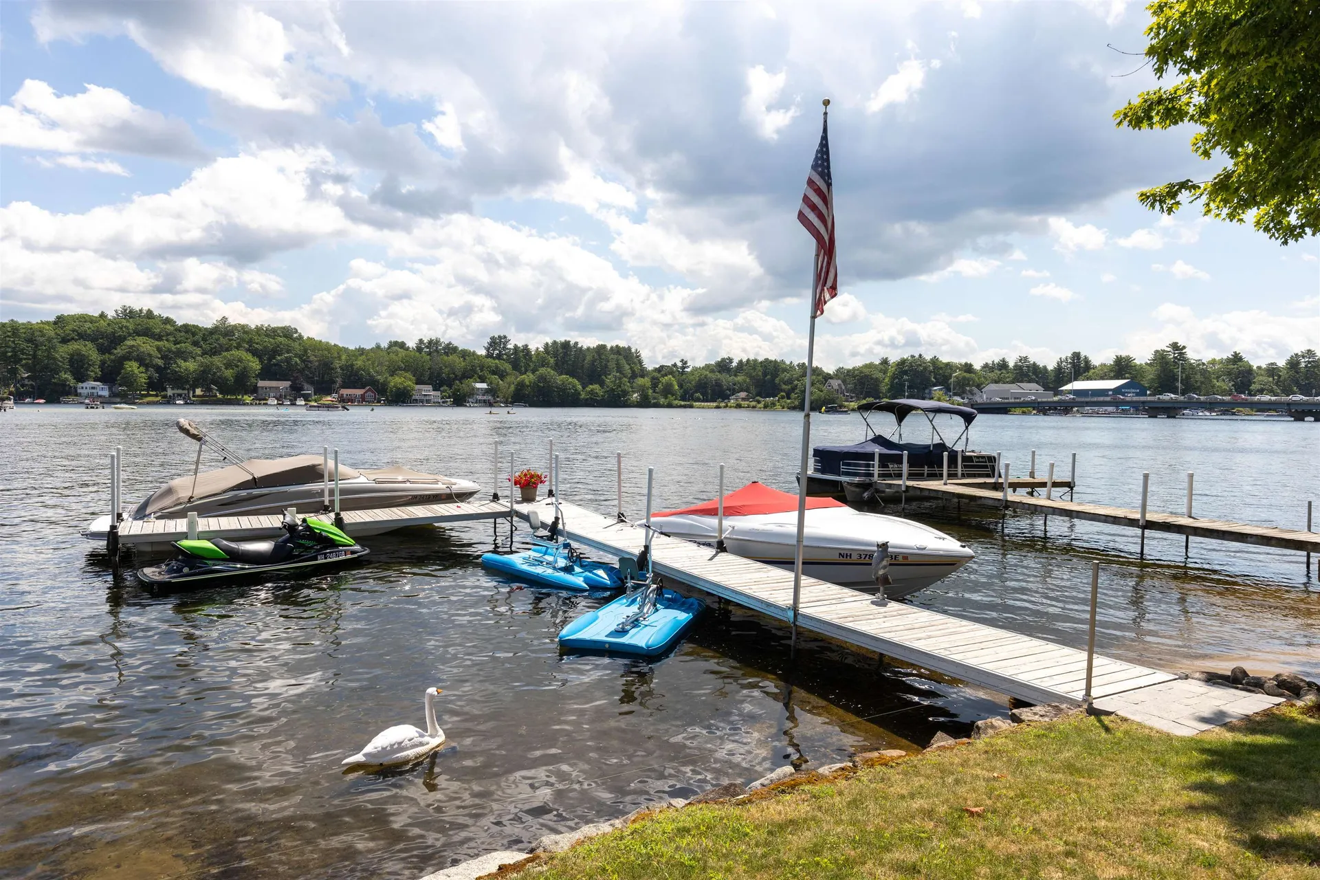 17 Bayshore Drive Sanbornton NH 03269