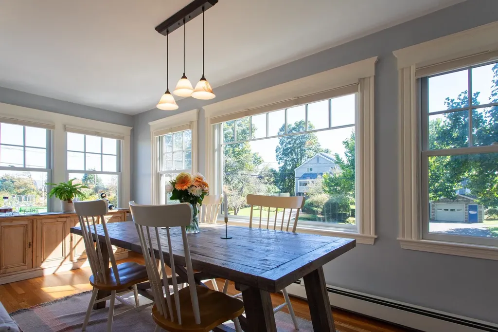 4 Robin Road Rye NH 03870