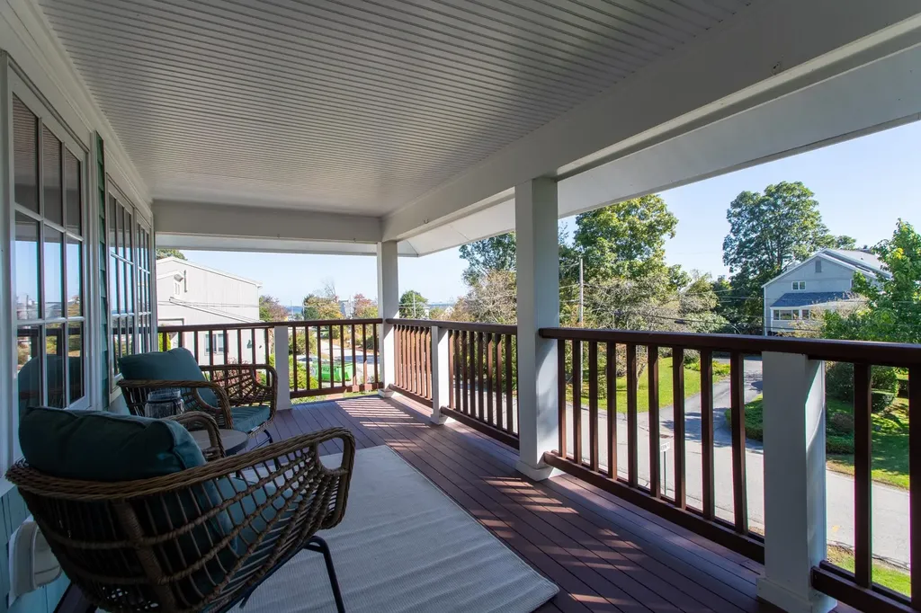 4 Robin Road Rye NH 03870