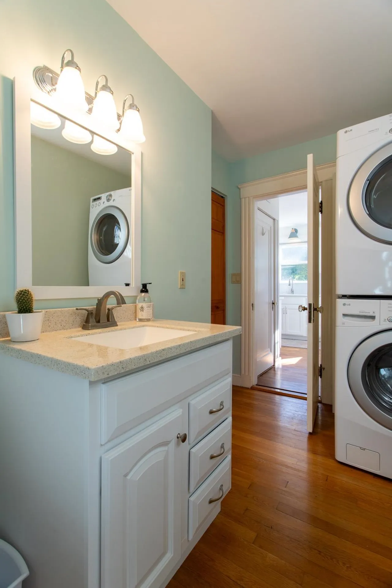 4 Robin Road Rye NH 03870