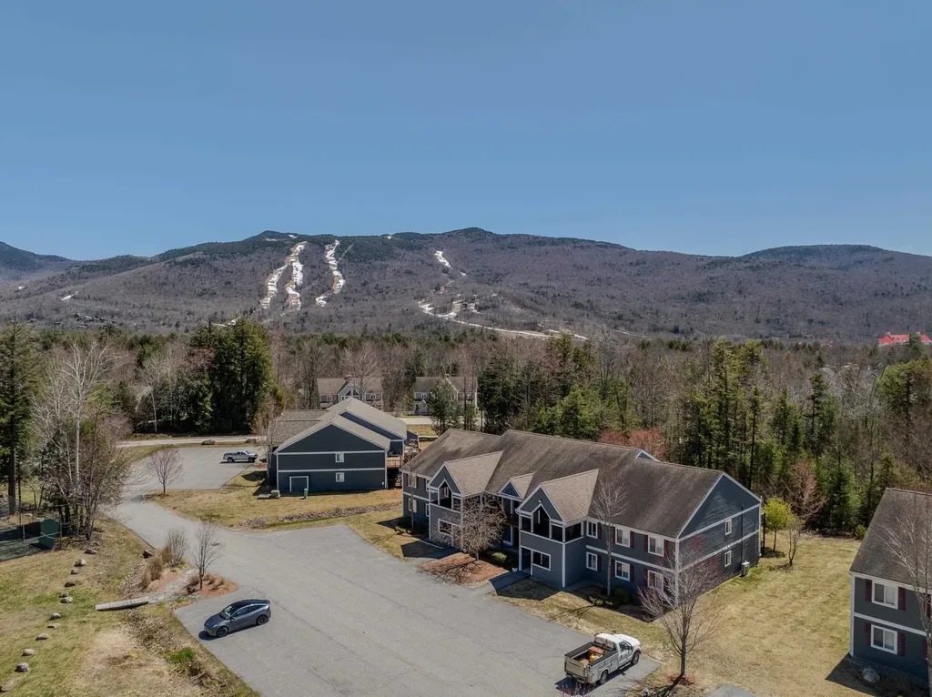 13 White Oak Lane Lincoln NH 03251