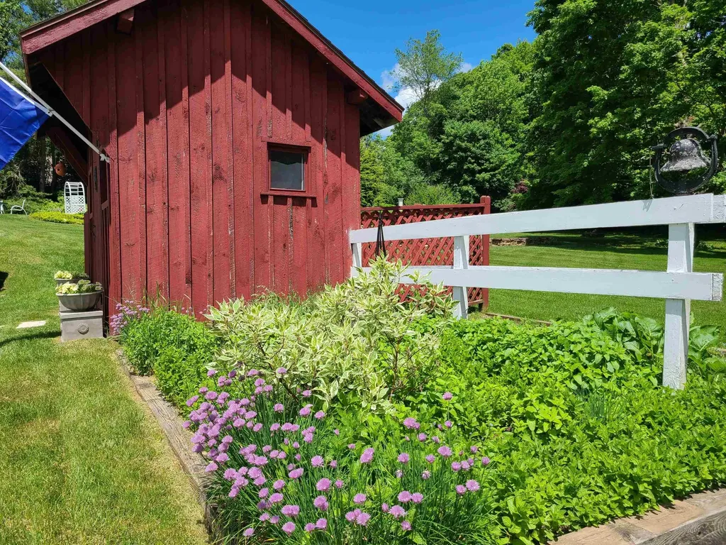 164 Landmark Lane Manchester VT 05255