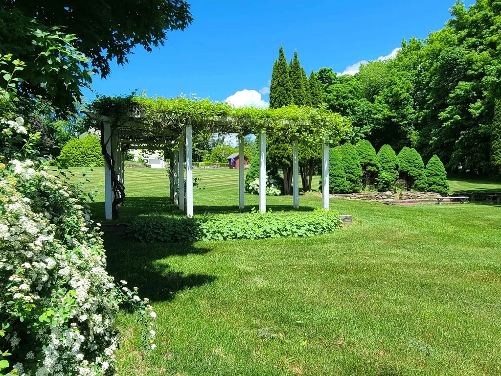 164 Landmark Lane Manchester VT 05255