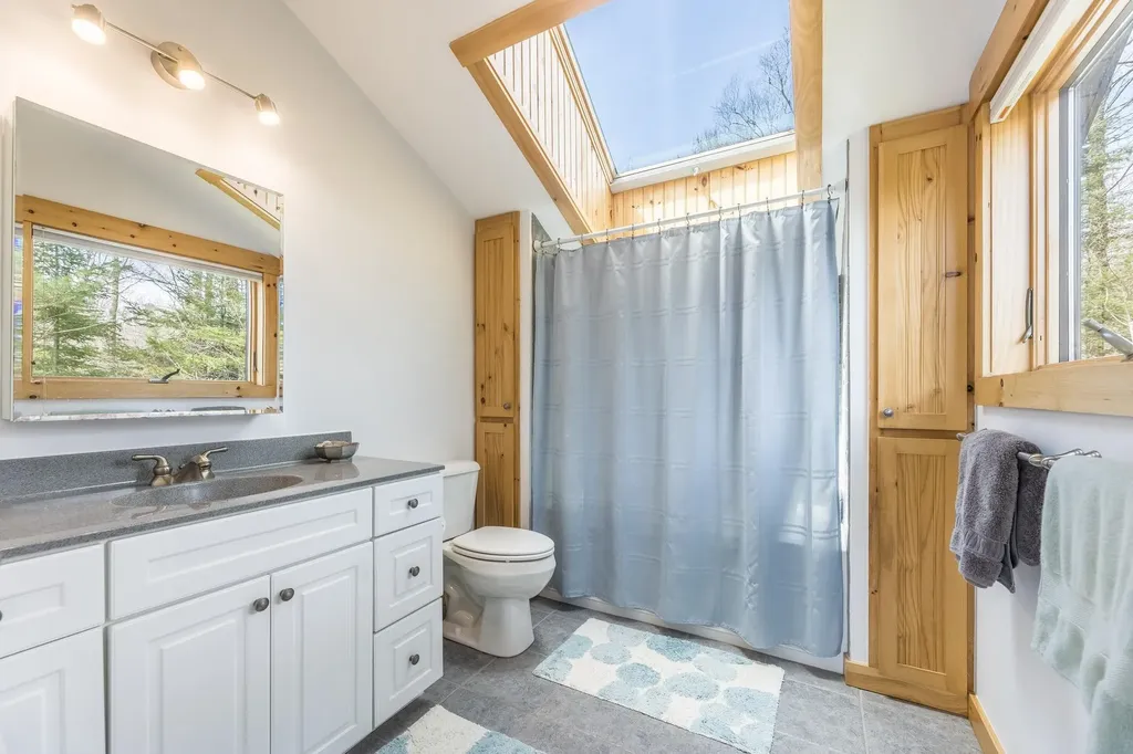 68 French Road Enfield NH 03748