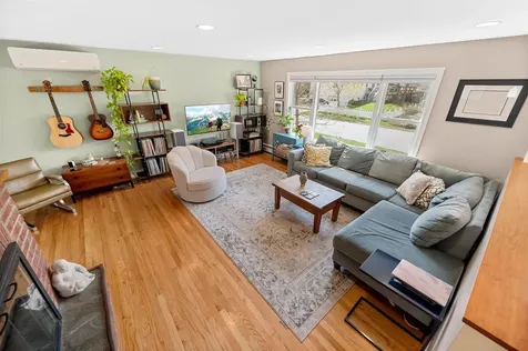 15 Deborah Drive South Burlington VT 05403