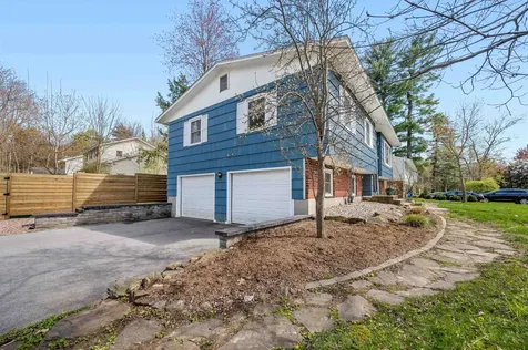 15 Deborah Drive South Burlington VT 05403