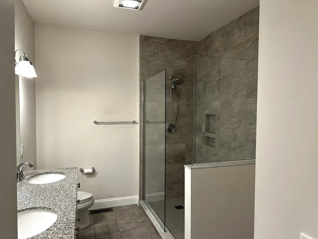 72 Waterlefe Way Colchester VT 05446