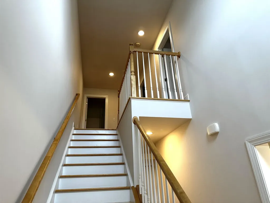 72 Waterlefe Way Colchester VT 05446