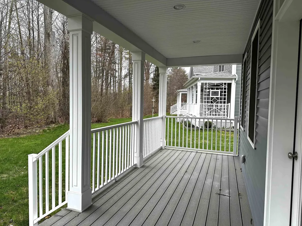 72 Waterlefe Way Colchester VT 05446