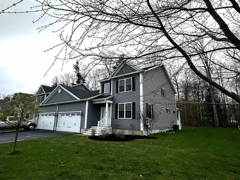72 Waterlefe Way Colchester VT 05446