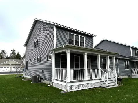 72 Waterlefe Way Colchester VT 05446