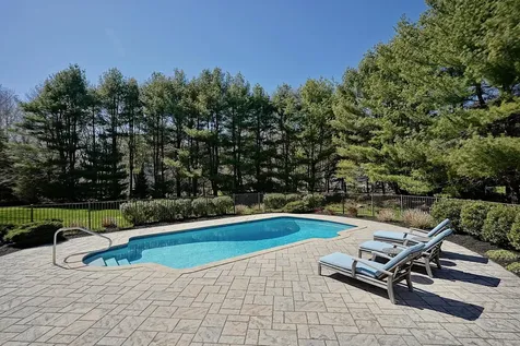 9 Evergreen Road Hampton Falls NH 03844