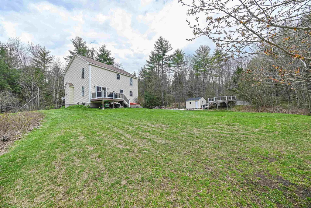 34 Everett Dam Road Dunbarton NH 03045