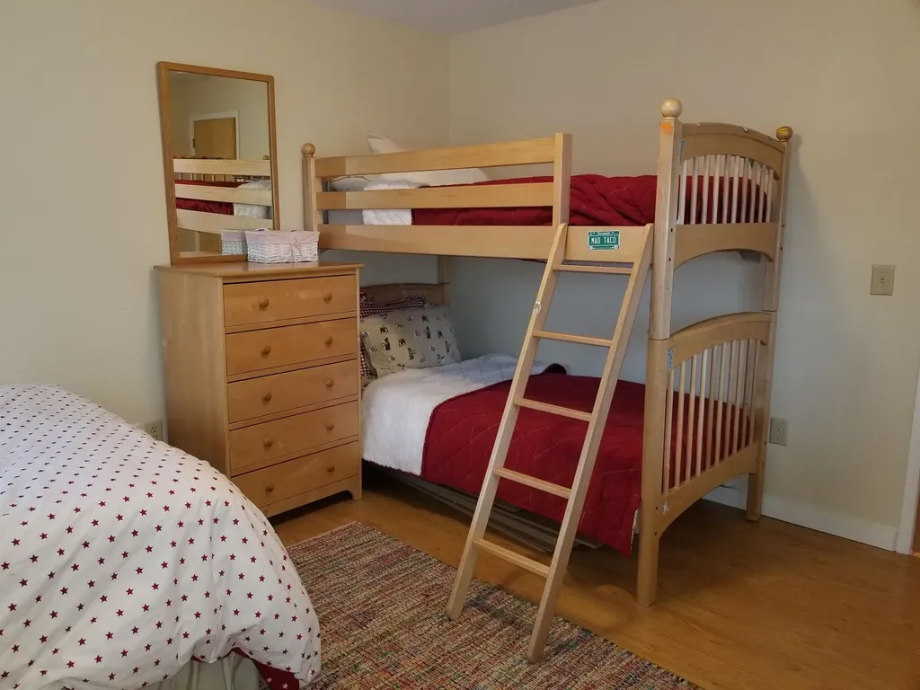 48 Lexington Avenue Warren VT 05674
