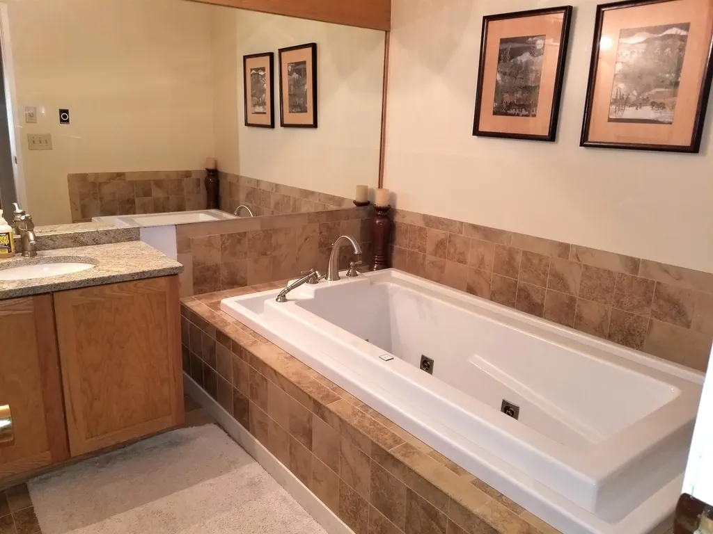 48 Lexington Avenue Warren VT 05674
