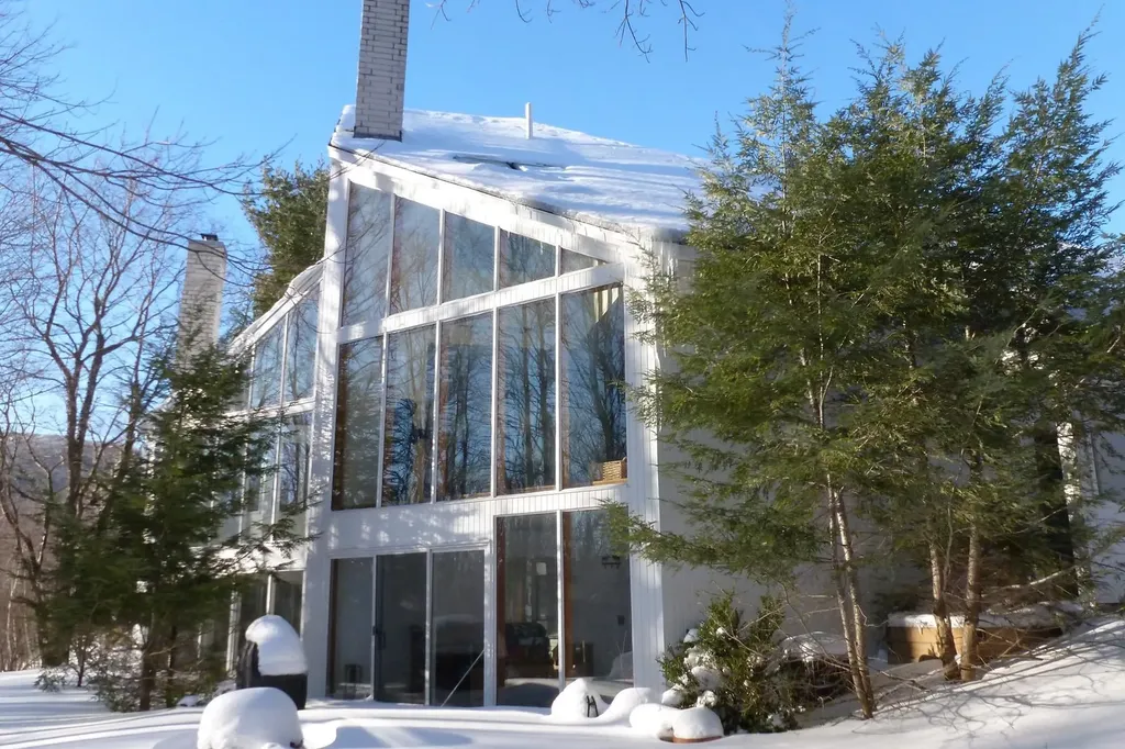 48 Lexington Avenue Warren VT 05674