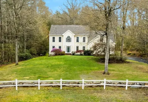 11 Beards Hill Road Bedford NH 03110