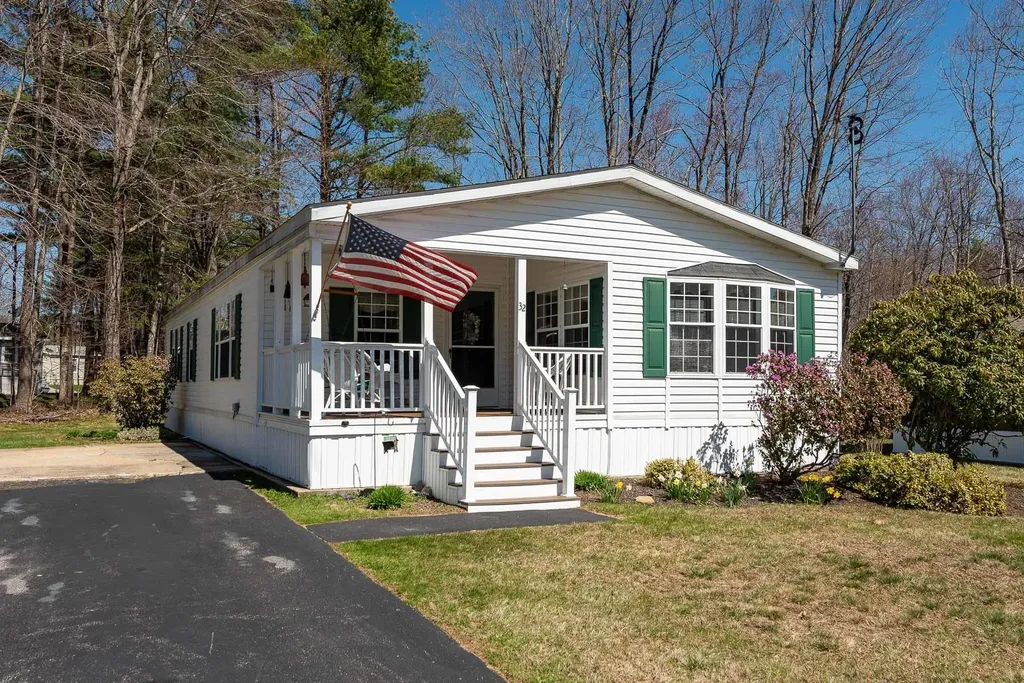 32 Eagle Drive Rochester NH 03868