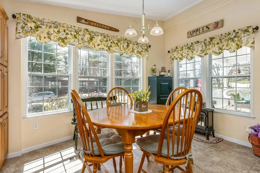32 Eagle Drive Rochester NH 03868