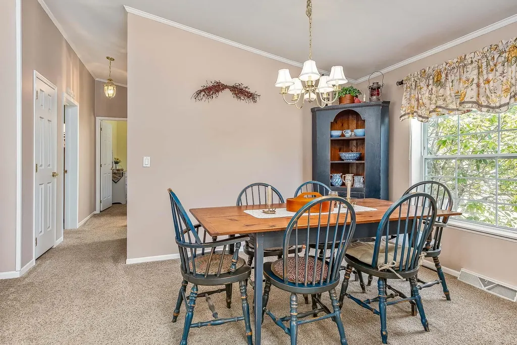 32 Eagle Drive Rochester NH 03868