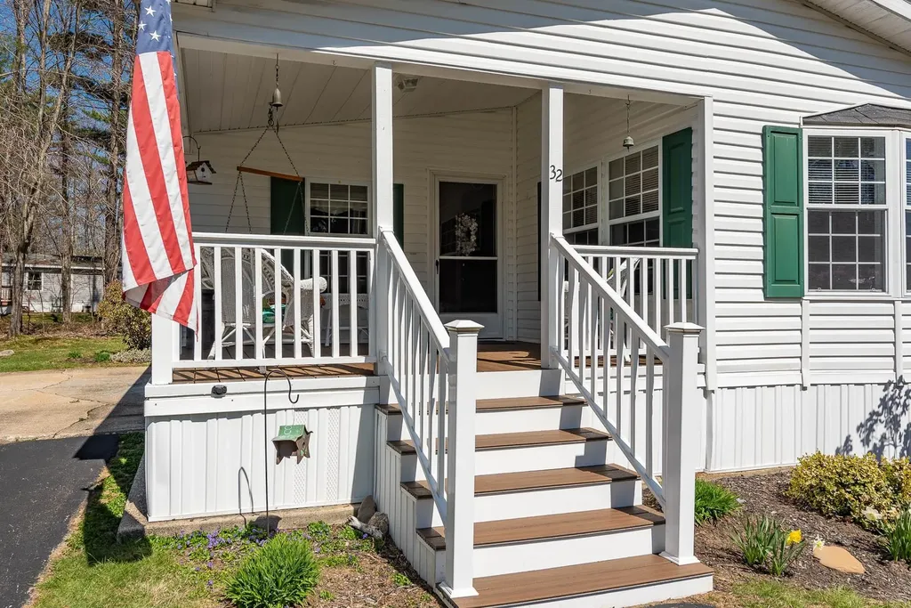 32 Eagle Drive Rochester NH 03868