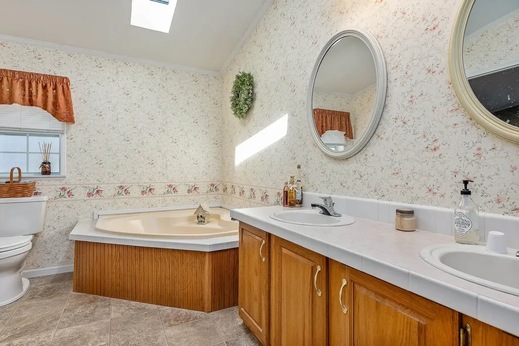 32 Eagle Drive Rochester NH 03868