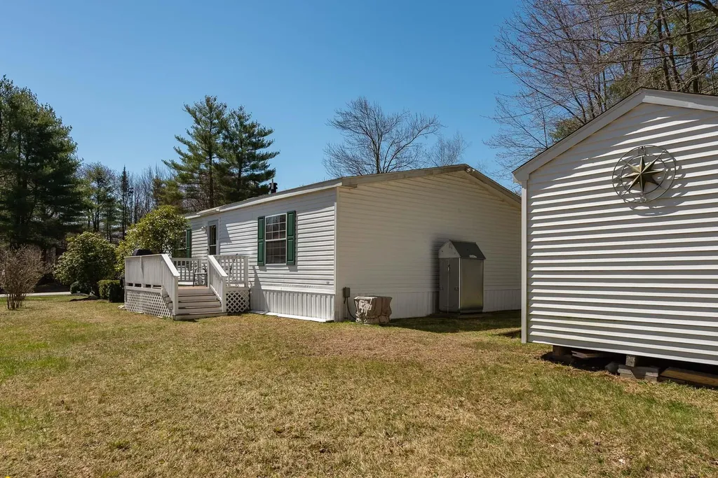 32 Eagle Drive Rochester NH 03868