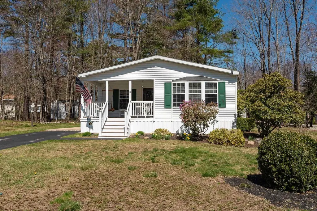 32 Eagle Drive Rochester NH 03868