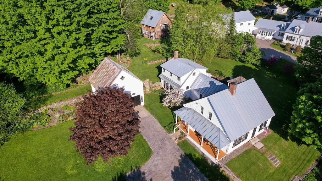 475 Bayley Hazen Road Peacham, VT