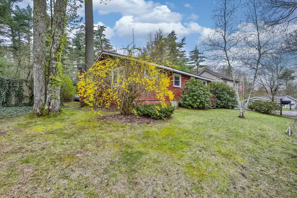 3 Edward Lane Merrimack NH 03054